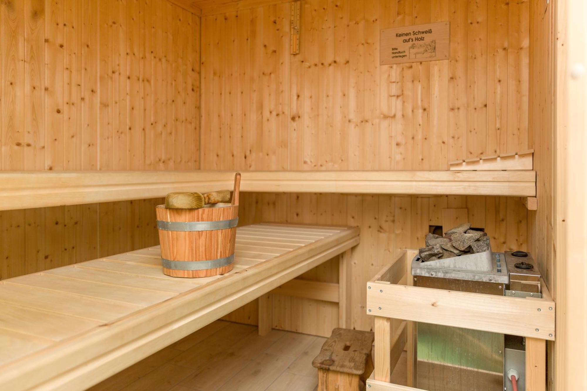 Nahe 224qm Traumhaus Im Gruenen Mit Sauna Und Kamin Berlijn